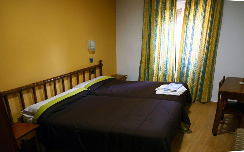 Hostal Muralla Plasencia Dış mekan fotoğraf