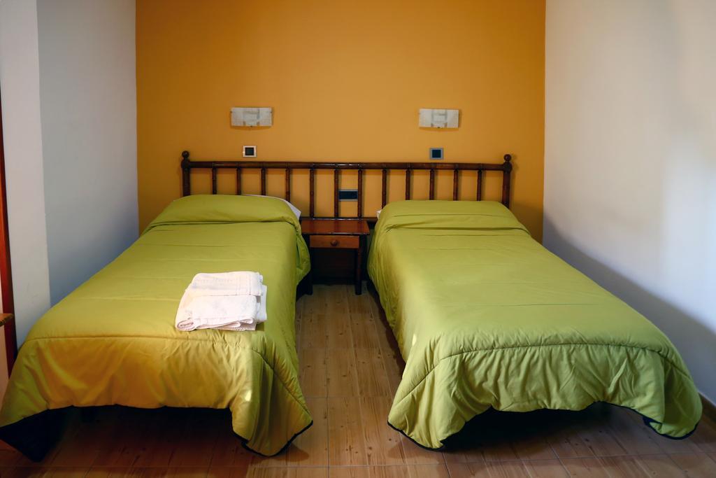 Hostal Muralla Plasencia Dış mekan fotoğraf